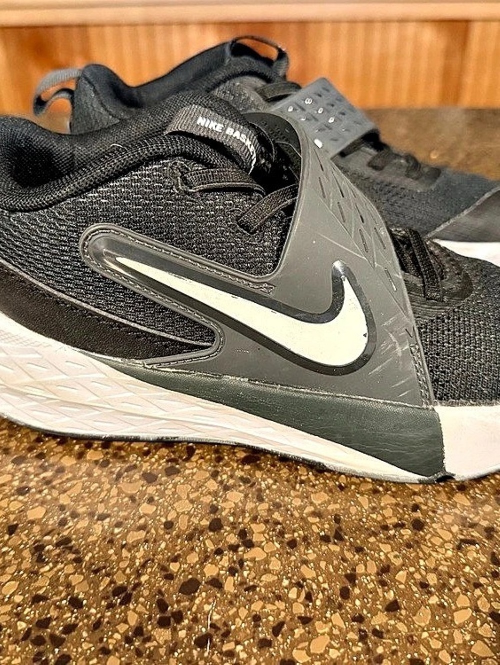 Nike Giannis Immortality 2 Kids Basketball Sneakers Black & White US 2Y